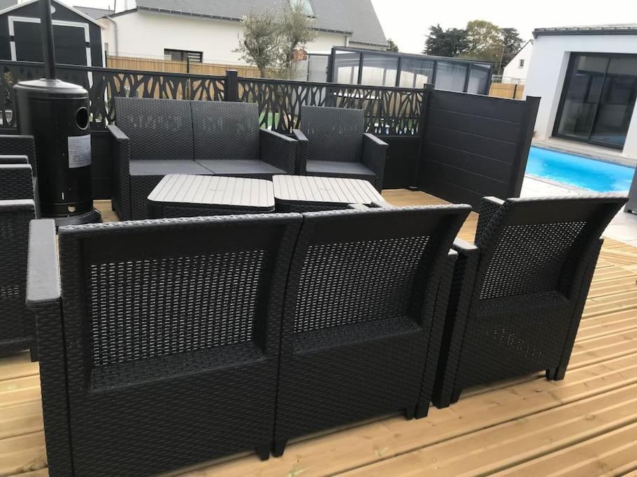 Maison 10 Pers En Bord De Mer Avec Piscine Chauffee Toute L'Annee, Spa Et Hamman Surzur المظهر الخارجي الصورة